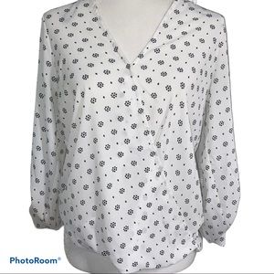PLEIONE WHITE BLACK PRINT MOCK WRAP BLOUSE S